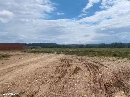 terrain 644 m² ferrals les corbieres