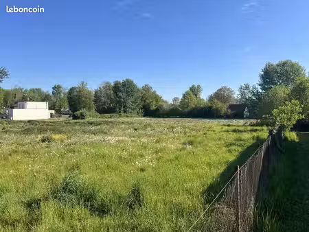 terrain 900 m² saint pouange