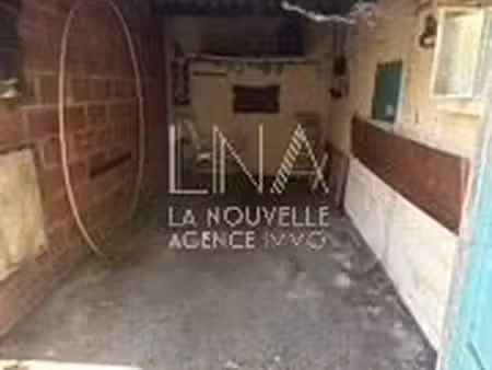 parking/box 11 m² les lilas