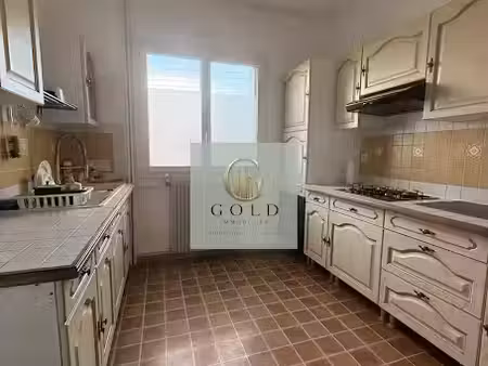 vente maison 4 pièces 510 m² à bourges (18000)  179 900 €