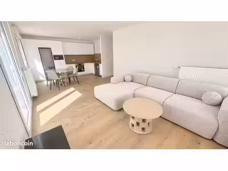? grand 4 pièces meublé (neuf) de haut standing – grand balcon + parking privée