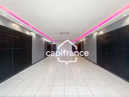 local commercial 77 m²
