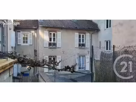 appartement 4 pièces 103 m²