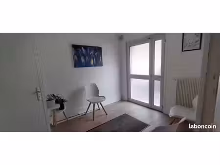 à louer – local professionnel 56 m² – lisieux centre-ville