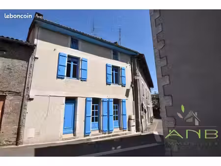 maison 8 pièces 181 m²