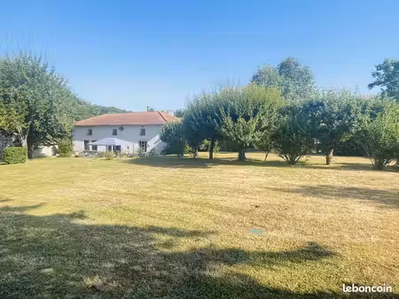 maison 6 pièces 143 m²