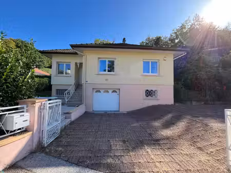 jolie maison  110 m2  7 5 ares   bel emplacement