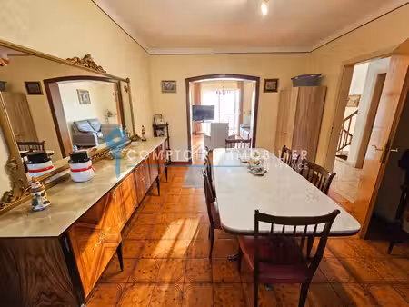 maison de village 7 pièces 145m2