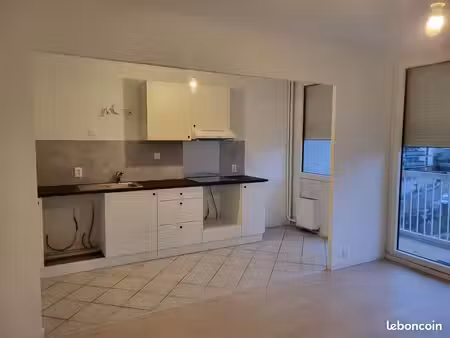 appartement 3 pièces de 63 m2 - 4ème étage