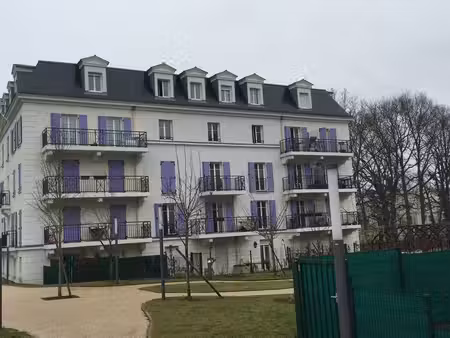 franconville (95) - appartement f2 40 m² avec balcon & parking - gare à pied - dpe b