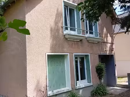 maison à vendre – 3 chambres – jardin