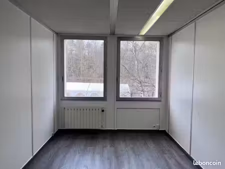 bureau 16 5m²