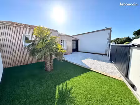 rare aux minimes – maison rénovée – 3 chambres – parking