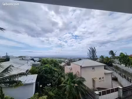villa 5 pièces 100 m²