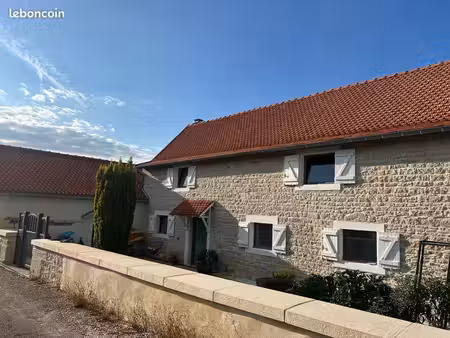 maison t7 210m2 avec vue dégagée