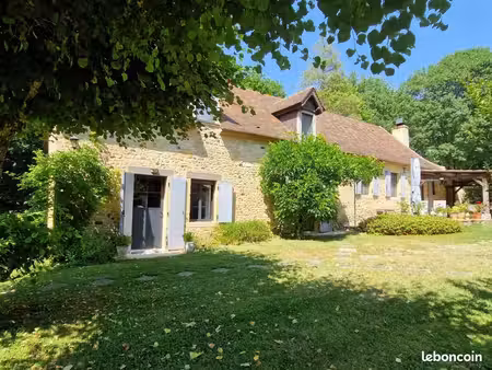 maison 7 pièces 204 m²
