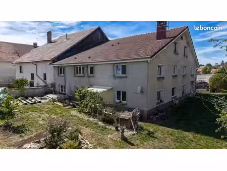 immeuble 10 pièces 332 m²