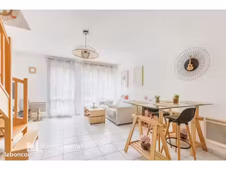 maison 2 pièces 50 m²