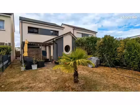 maison 5 pièces 103 m²