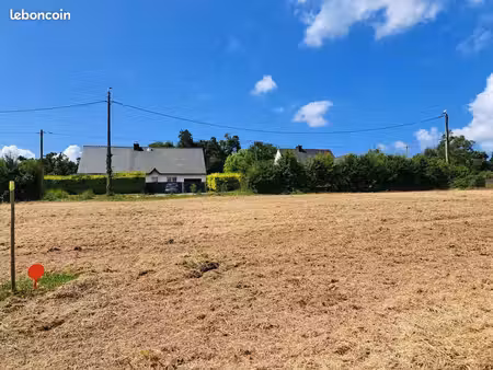 terrain 551 m² hôpital-camfrout