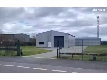 local d'activité indépendant 230m2 sur terrain 2000m2