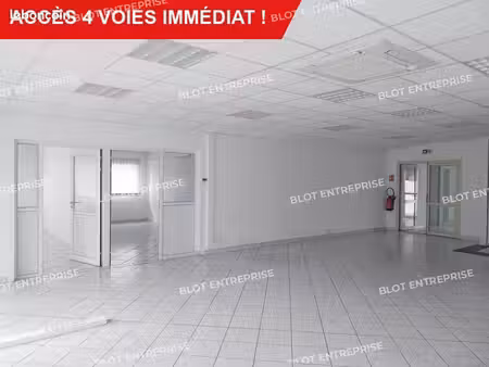 local d'activité 1 211 m²