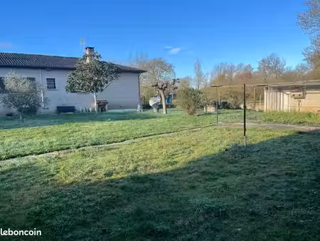 terrain 930 m² plaisance du touch