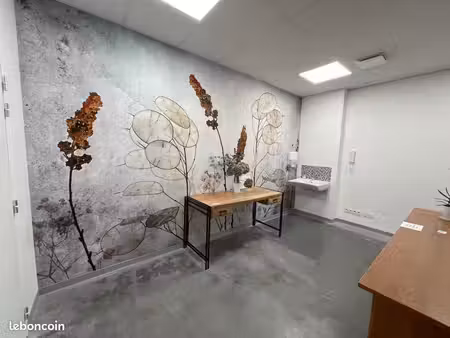 bureau dans maison médicale