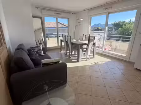 location appartement 3 pièces 67 m² à aubagne (13400)