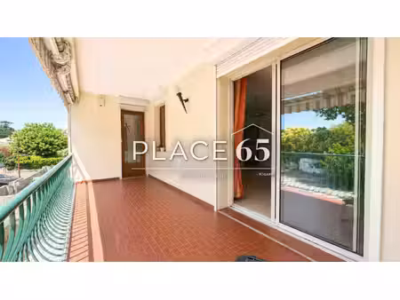 appartement 114 m² - 2/3 chambres  terrasse  2 parkings