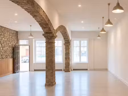 local commercial