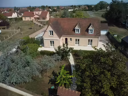 maison d’architecte de 220 m² avec logement indépendant – bessay-sur-allier