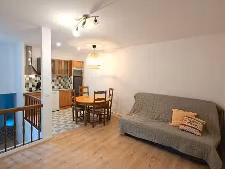 nantua – appartement 50 m² entièrement rénové – meublé & tout équipé
