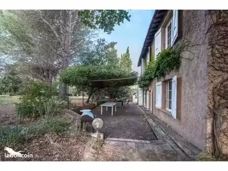 ferme 10 pièces 237 m²