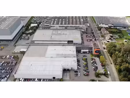 bâtiment d’entreprise à louer à kontich pour € 4.935