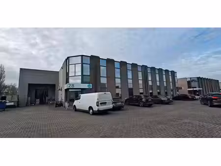 bâtiment d’entreprise à louer à schelle pour € 4.215