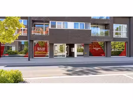 bureau à louer à zwevegem pour € 4.000