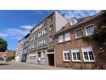 ruim appartement met terras en garage te huur in brugge