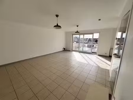 appartement avec une chambre