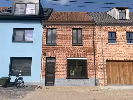 woning met 2 slaapkamers  tuin en prachtig uitzicht op de...