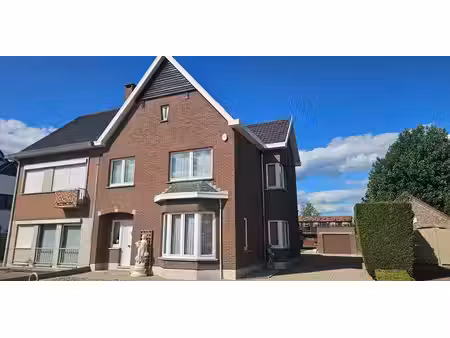 maison à vendre à kermt pour € 279.000 avec 4 chambres à coucher