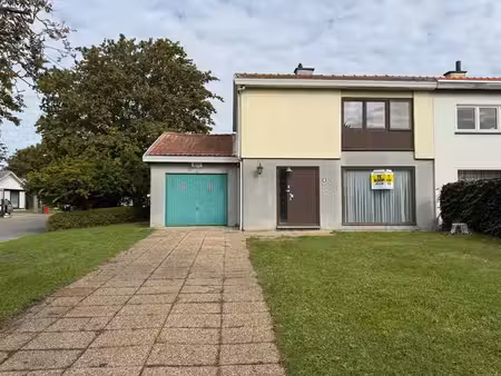 te renoveren halfopen bebouwing op een zeer rustige locat...