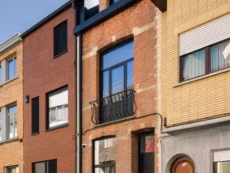 maison économe en énergie à louer dans le centre de malines