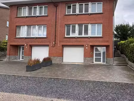 maison avec 3 chambres et jardin ensoleillé !