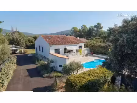 villa 128m2 en parfait état proche des commodités