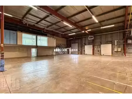 espace d’entrepôt de 1 316 à 11 730 m² à kontich