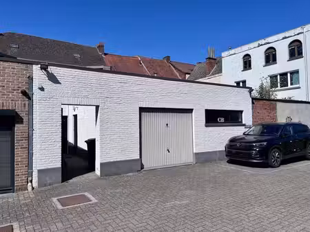 multifunctionele ruimte van 128m² te huur - perfect voor ...