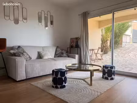 joli t2 avec terrasse