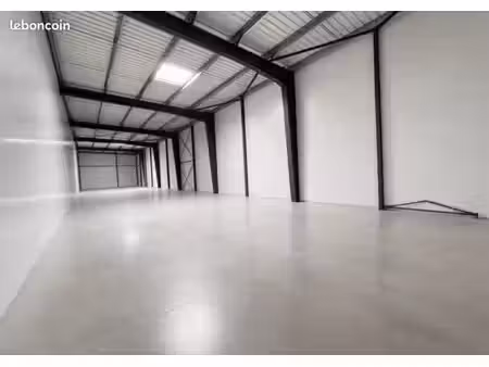 à louer – local industriel de 500 m² avec parc extérieur