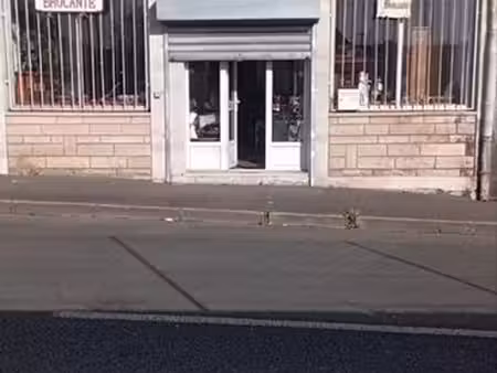 local de stockage 190m2